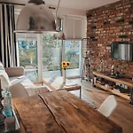 Loft Apartment *