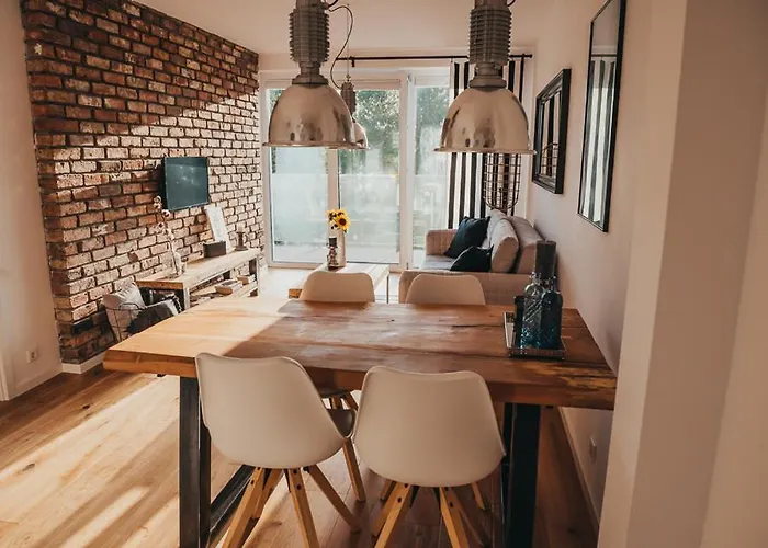 アパート Loft ミエルノ