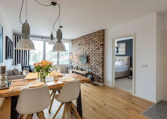 アパート Loft ミエルノ